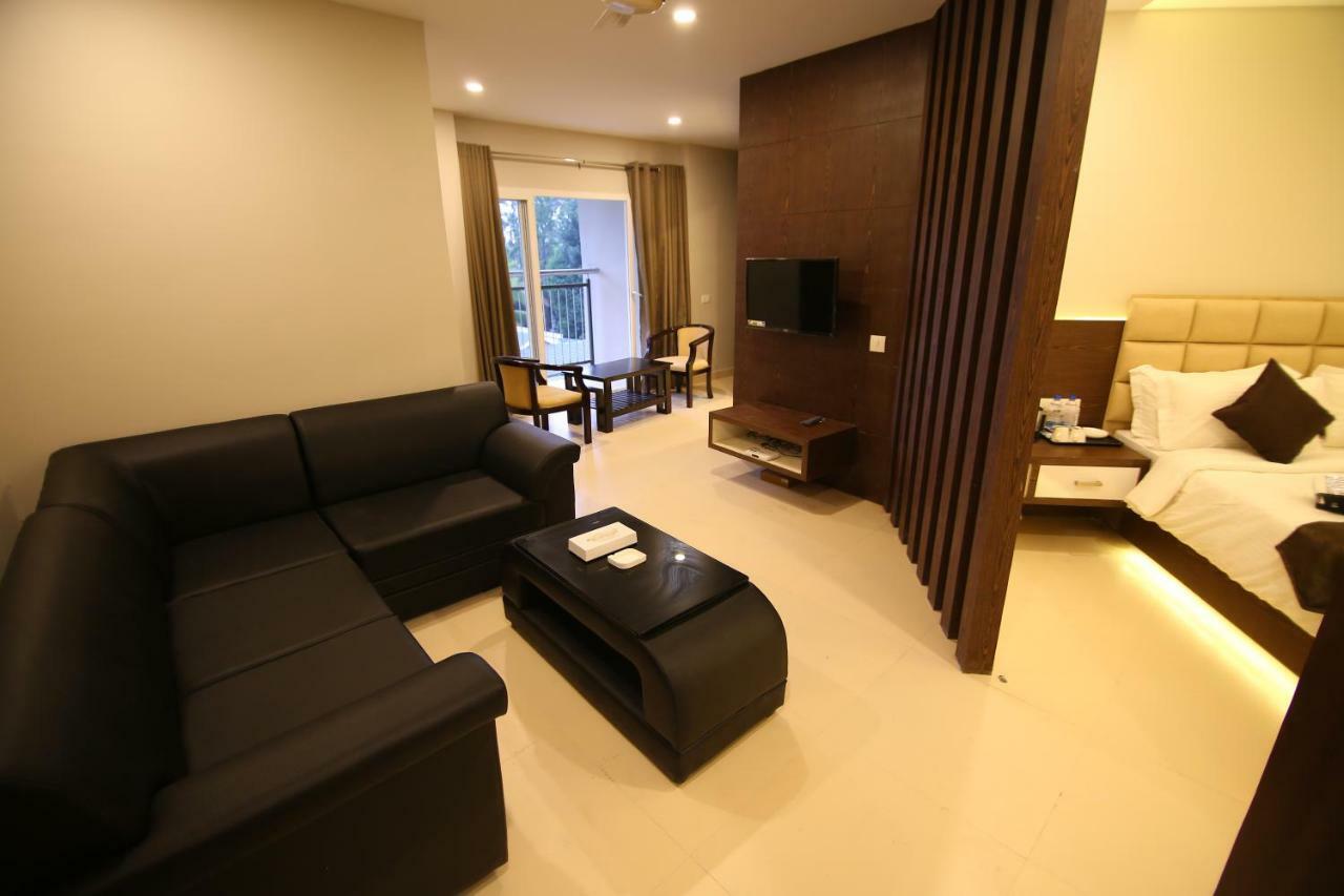 סולטאן באטרי Hotel Le Sapphire מראה חיצוני תמונה